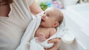 Ręcznik dla noworodka - co wybrać?